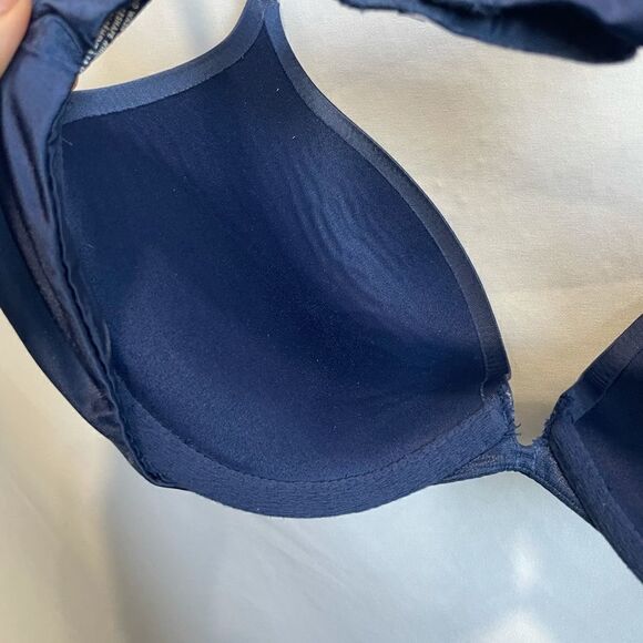 Victoria’s Secret blue bra padded adjustable - Picture 4 of 9